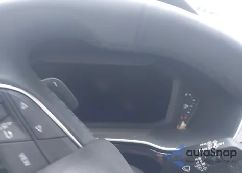 2025 Audi Q3 Premium 45 Tfsi S Line Quattro Tiptronic z USA, uszkodzony, nr VIN WA1DECF32S1003303